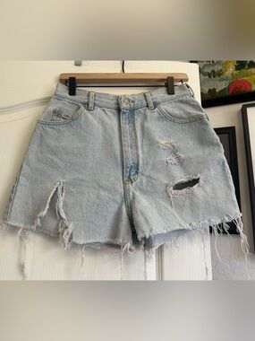 Vintage Lee Jeans Cutoffs. Size: 12 ( see measurements )